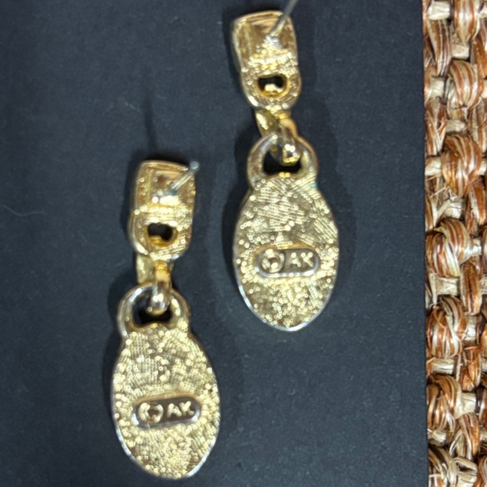 Anne Klein Gold Tone Tiger’s Eye Drop Earrings Vintage - Picture 4 of 5